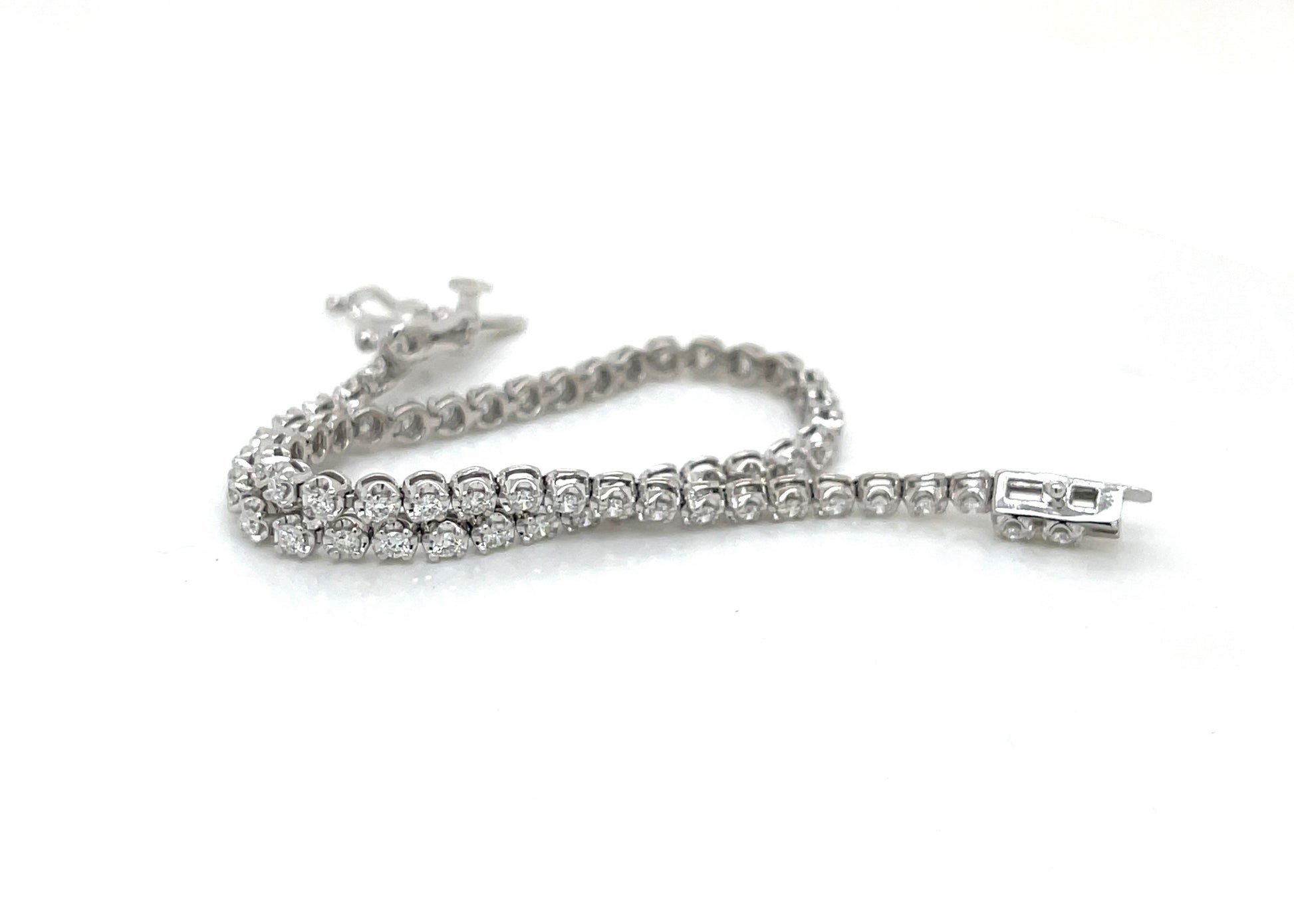 Classic Straight Line Tennis Bracelet - FlawlessCarat