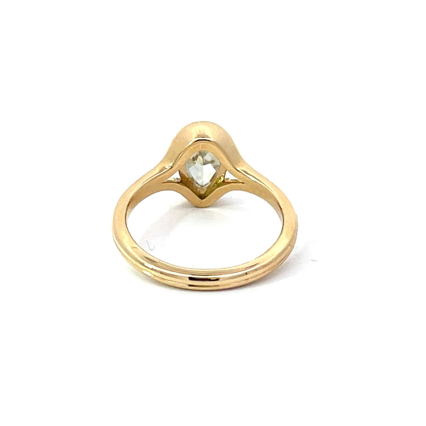 18kt. Pear Shape Solitaire in Yellow Gold