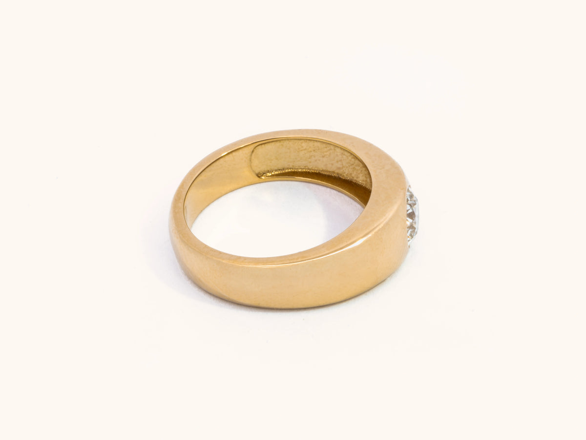 0.47 Carat Natural Diamond Signet Ring in 14K Yellow Gold
