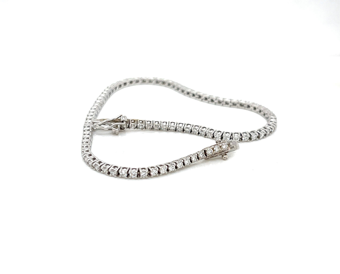 Classic 4 Prong Straight Line Tennis Bracelet - FlawlessCarat