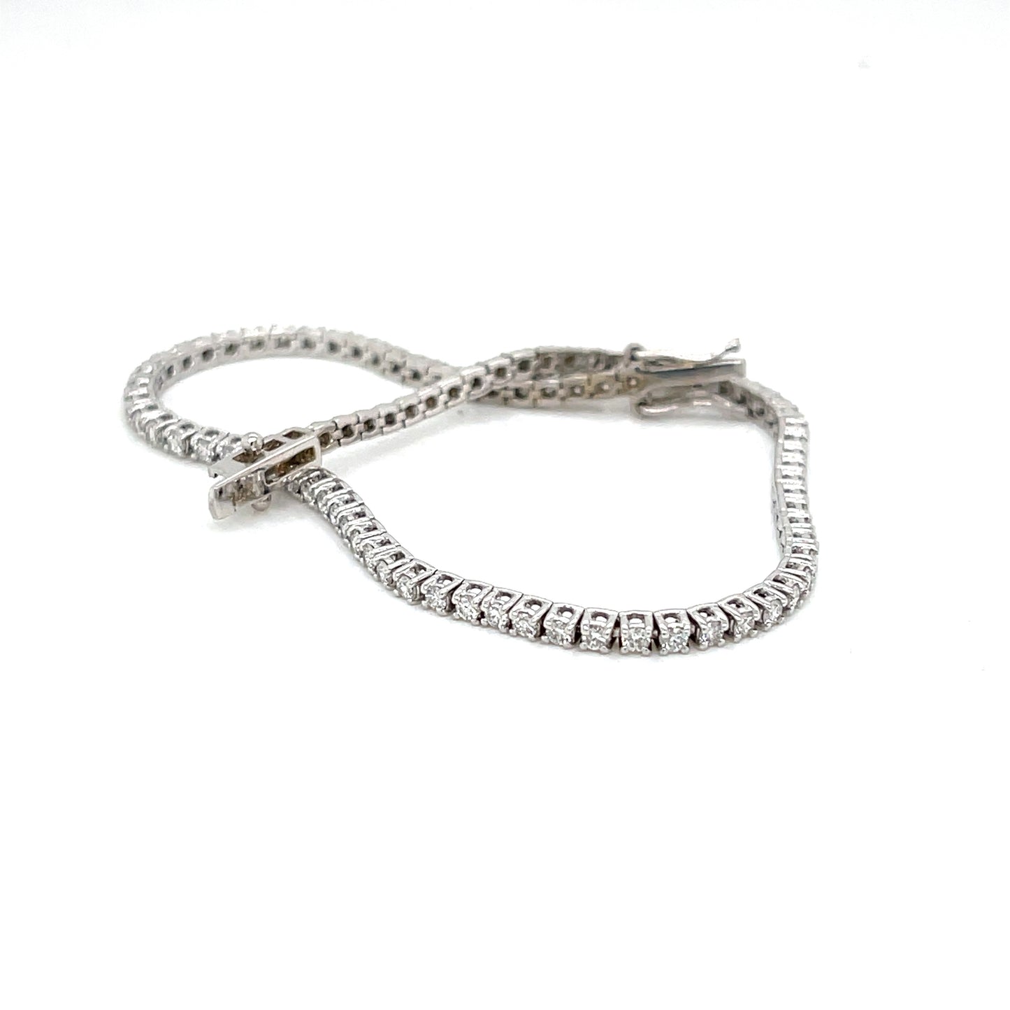 Classic 4 Prong Straight Line Tennis Bracelet - FlawlessCarat