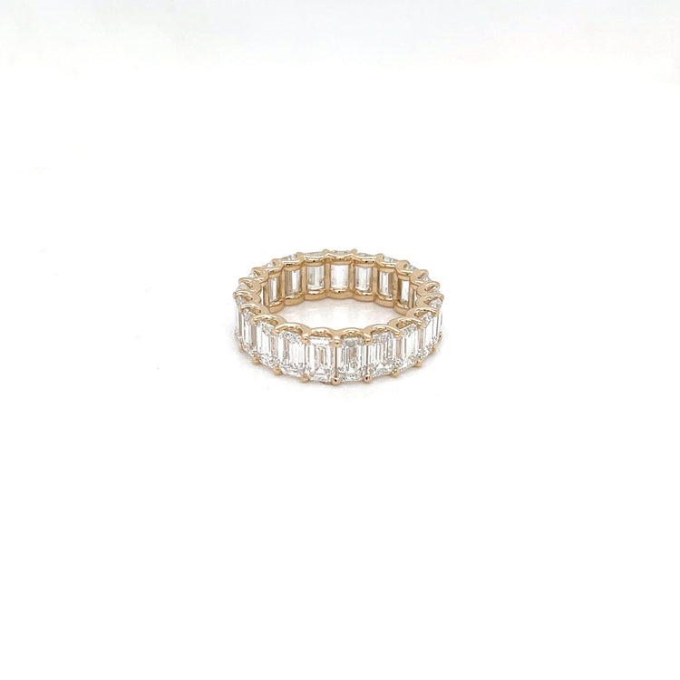 Round Shared Prong Diamond Eternity Band