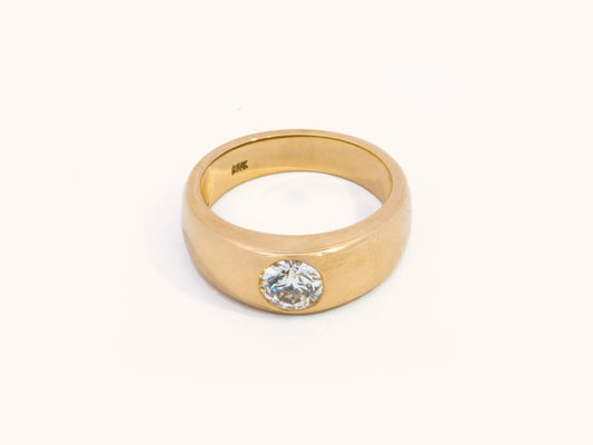 0.47 Carat Natural Diamond Signet Ring in 14K Yellow Gold