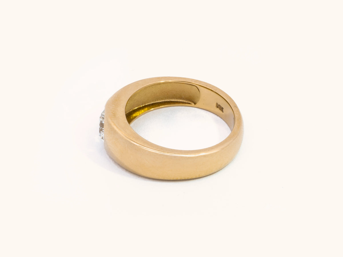 0.47 Carat Natural Diamond Signet Ring in 14K Yellow Gold