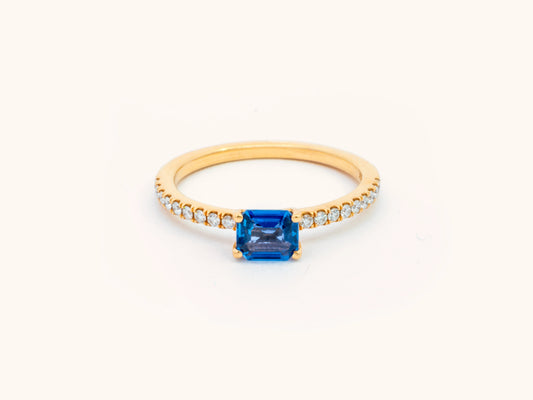 Natural Blue Sapphire and Diamond Ring