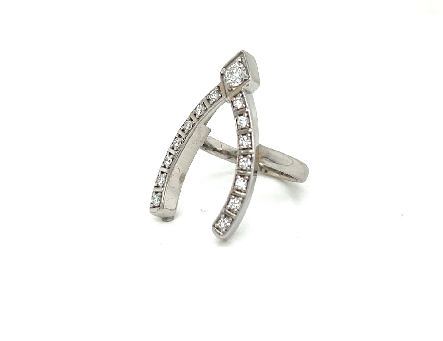 14kt. Ladies Horseshoe Ring - FlawlessCarat