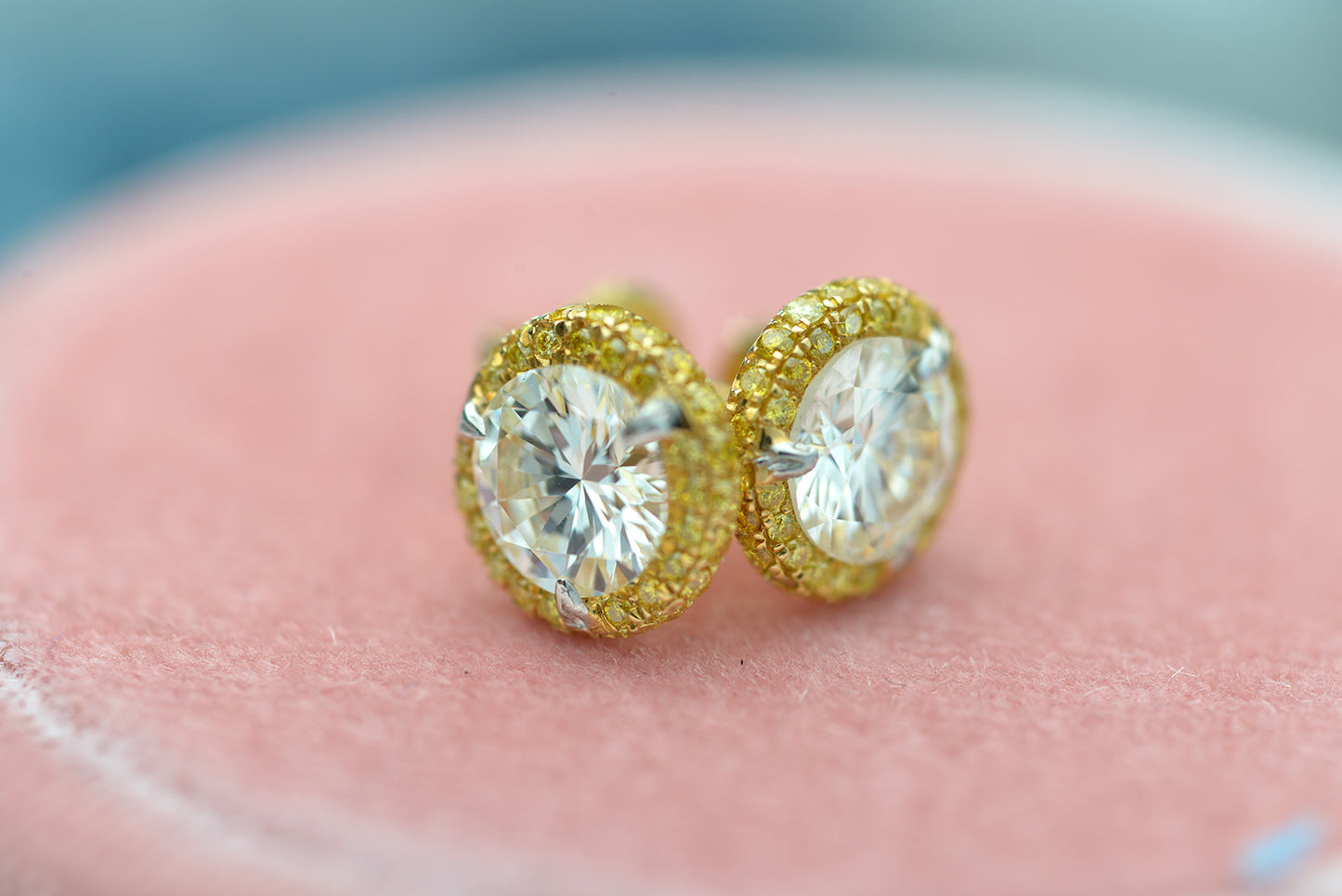 Round Diamond Stud Earrings with Halo in 18 Karat Gold - FlawlessCarat