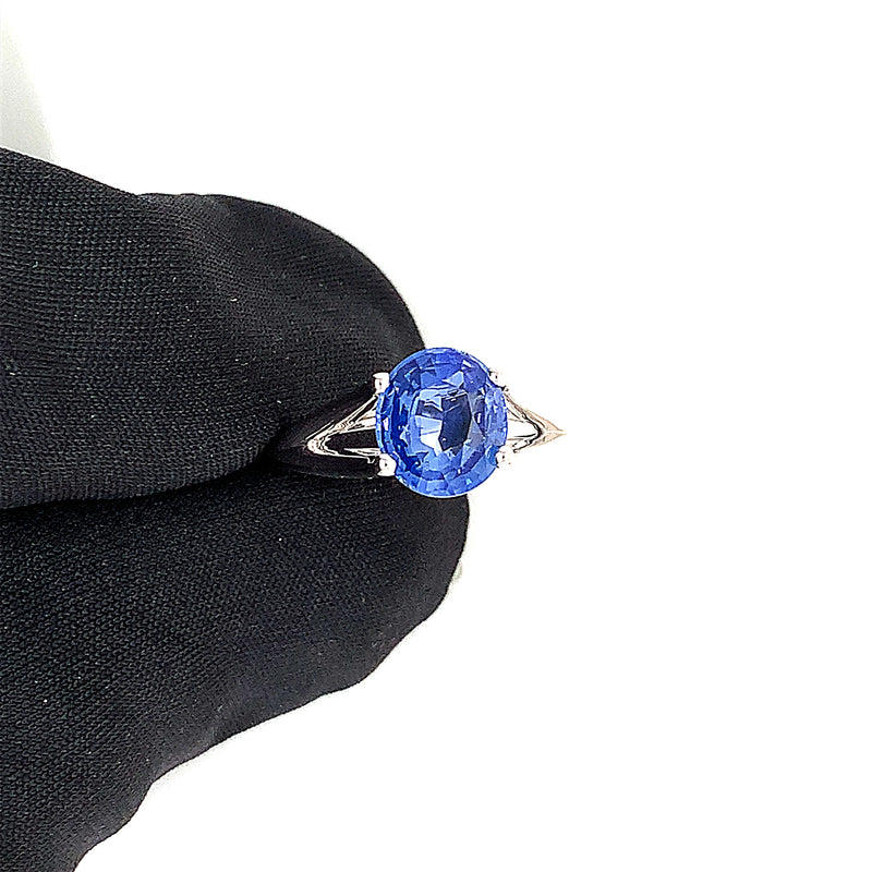 Oval Blue Sapphire Solitaire - FlawlessCarat